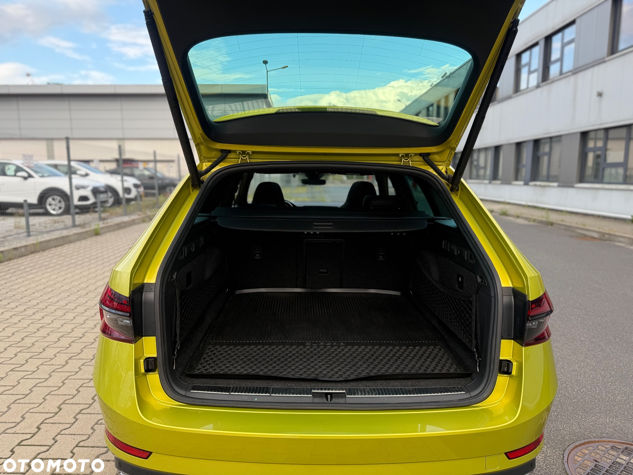 Skoda Superb 1.5 TSI iV DSG Sportline - 20
