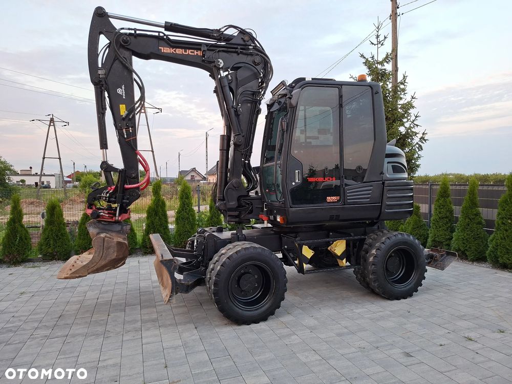Takeuchi TB295W - 3