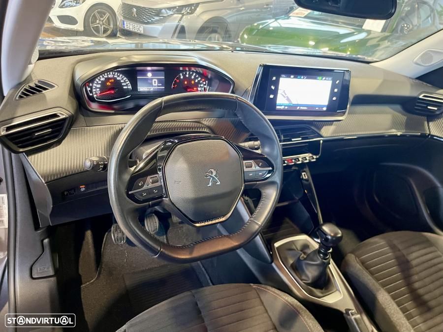 Peugeot 2008 1.2 PureTech Active Pack - 9