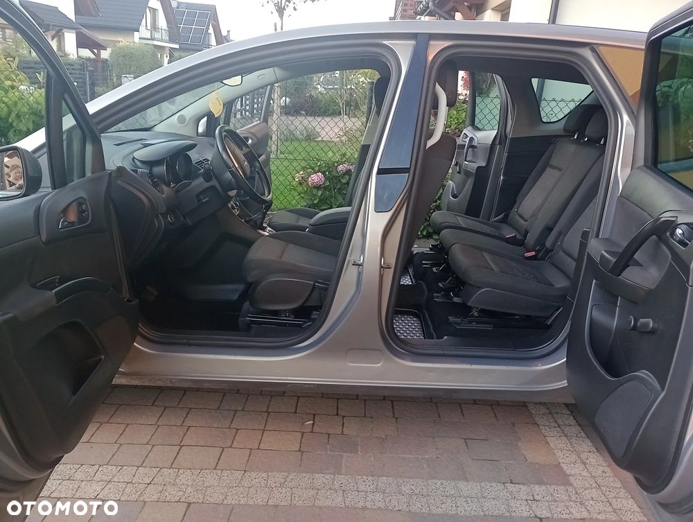 Opel Meriva - 15