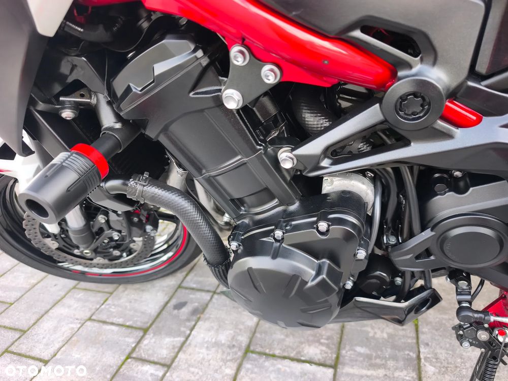 Kawasaki Z 900 - 24