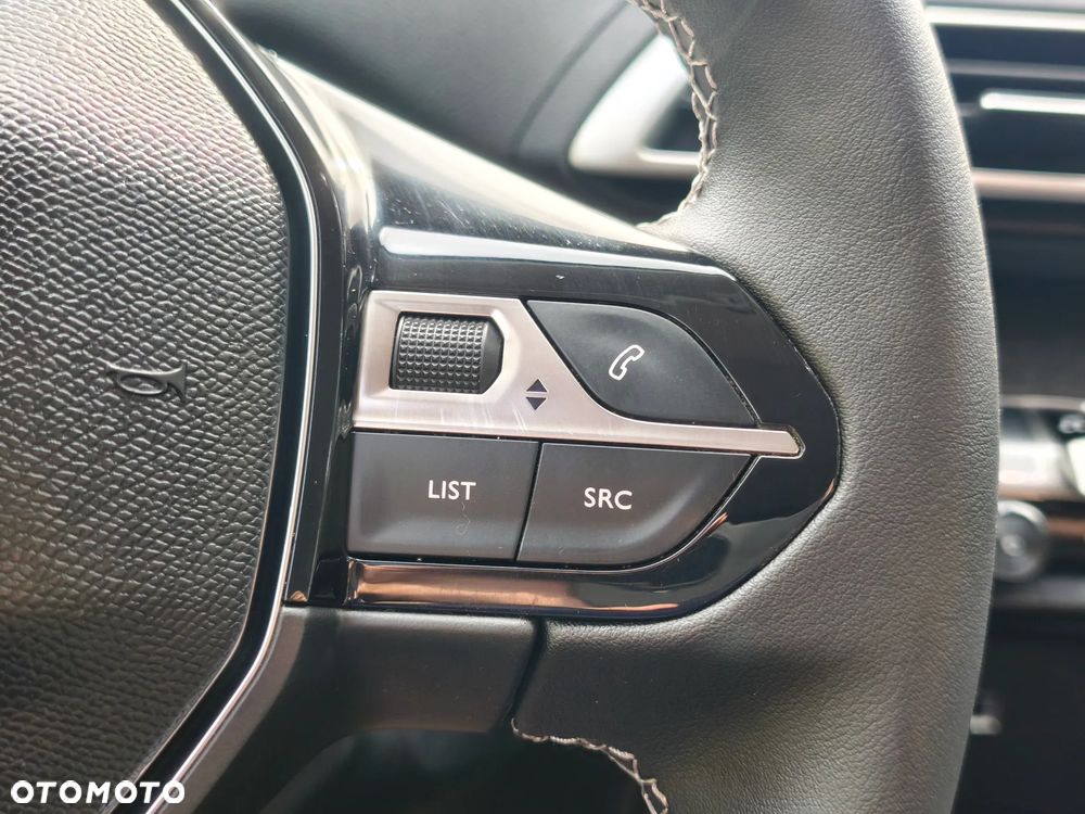 Peugeot 5008 - 31