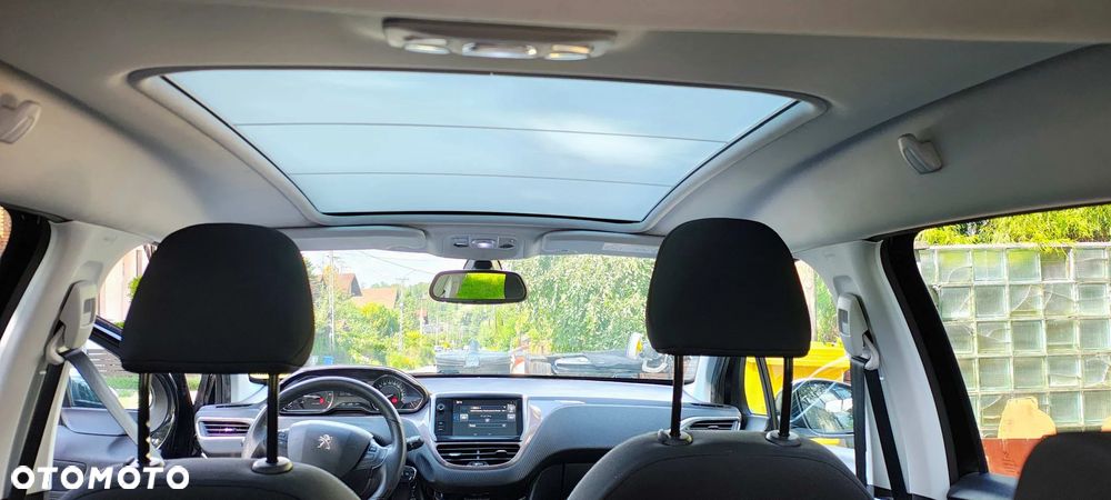Peugeot 2008 1.2 Pure Tech GPF Style - 13