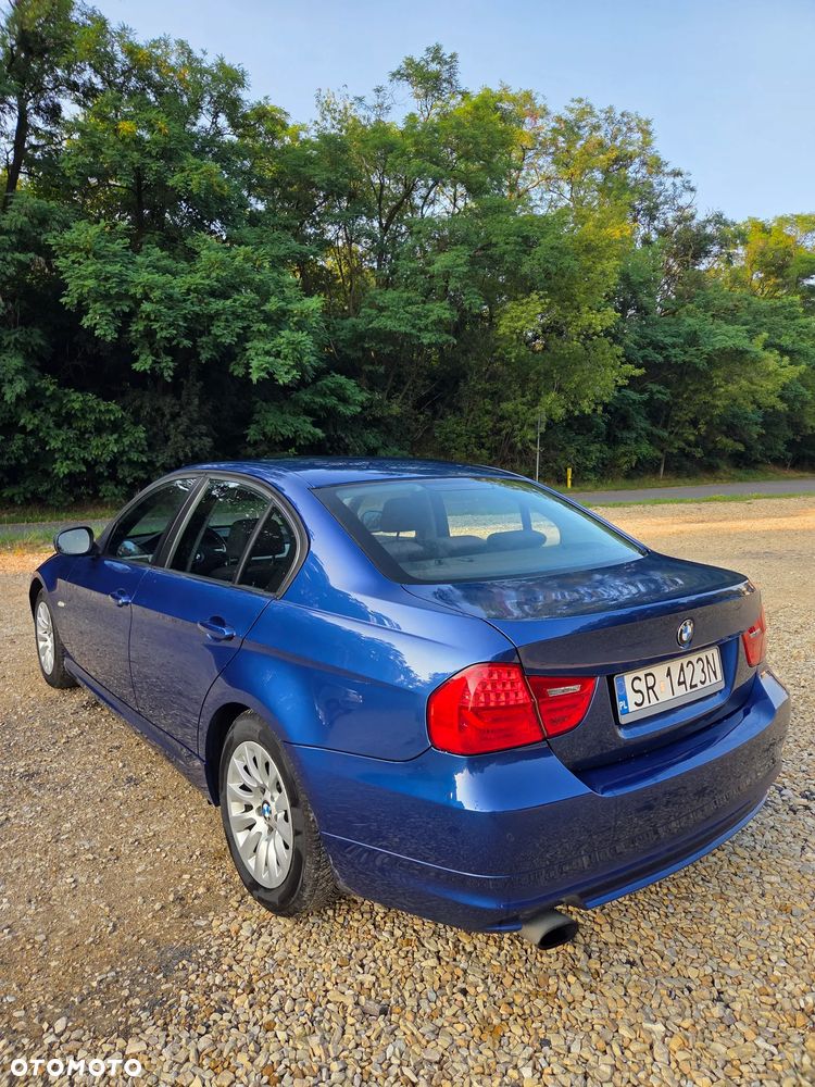BMW Seria 3 318i - 7