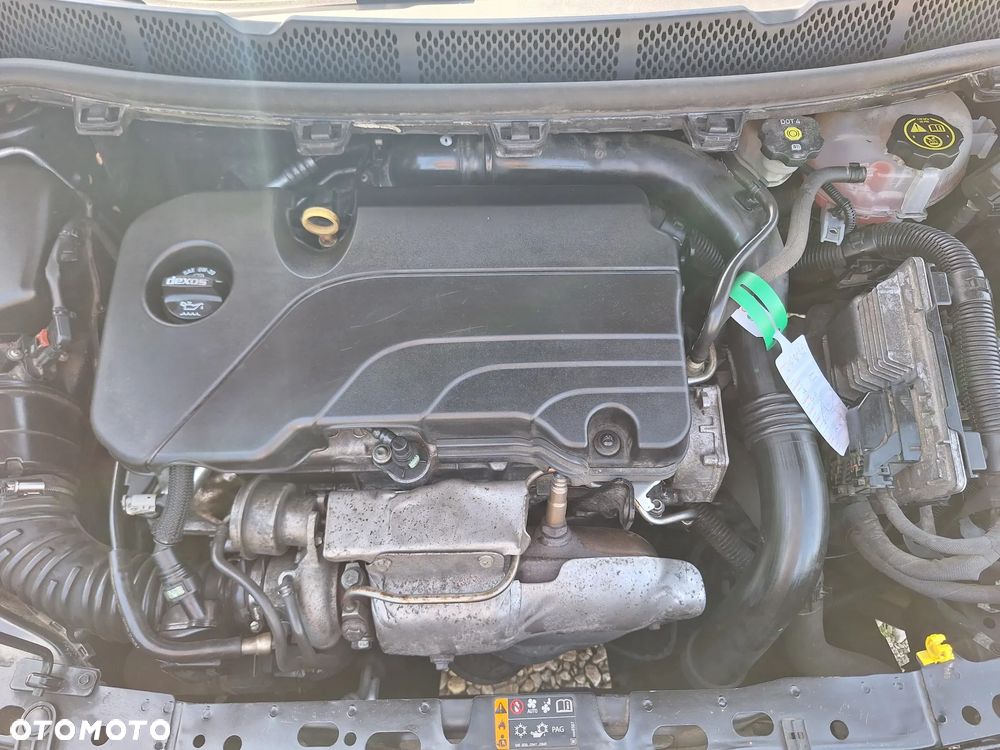 Opel Astra 1.4 Turbo Start/Stop Ultimate - 32