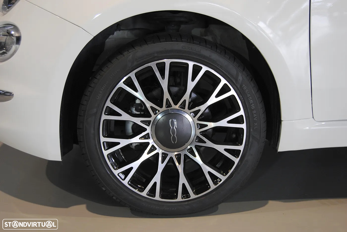Fiat 500C 1.0 Hybrid - 10