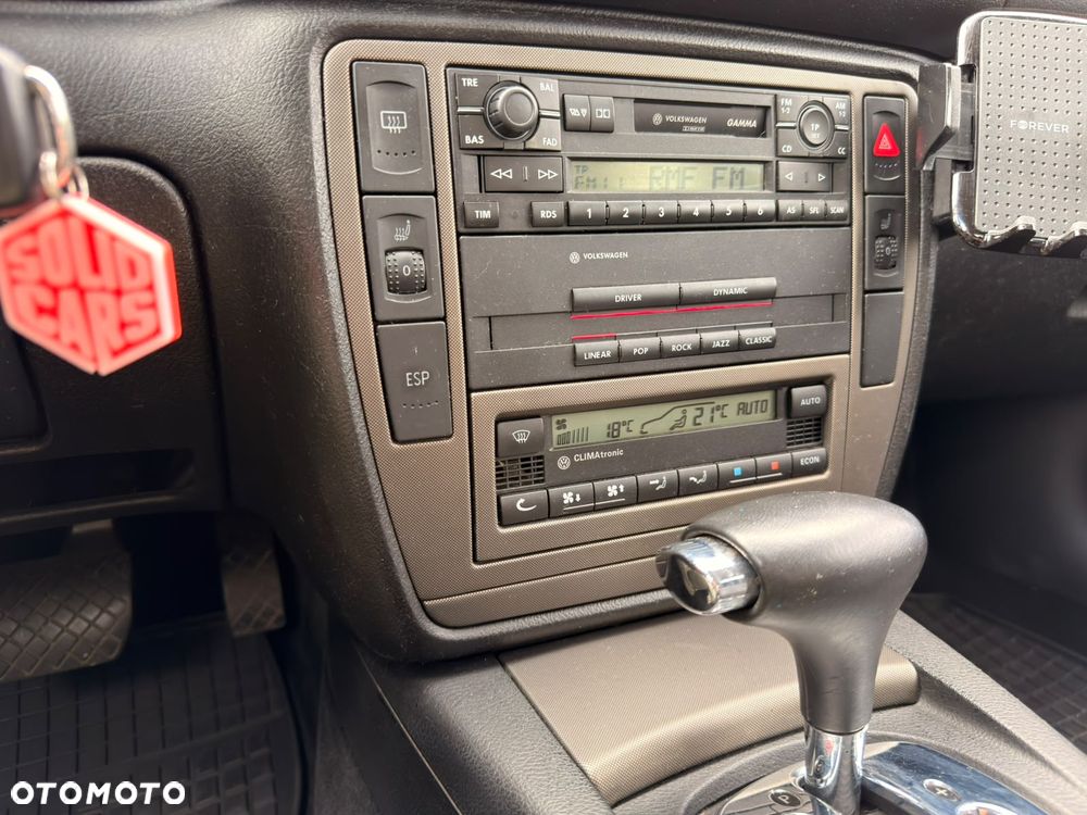 Volkswagen Passat - 28