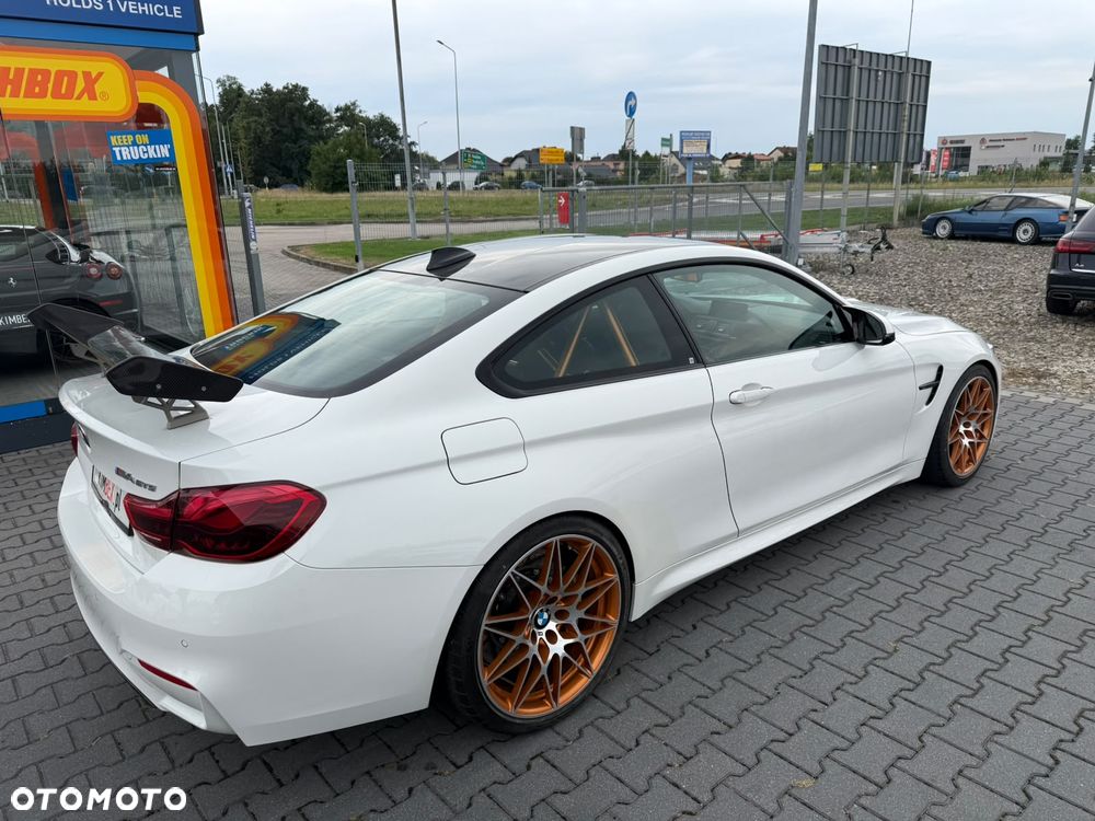 BMW M4 - 4