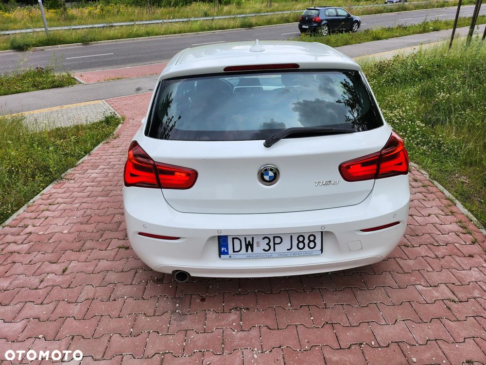 BMW Seria 1 116d Sport Line Shadow - 11