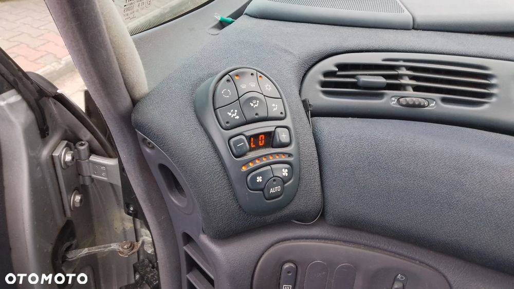 Renault Espace - 9