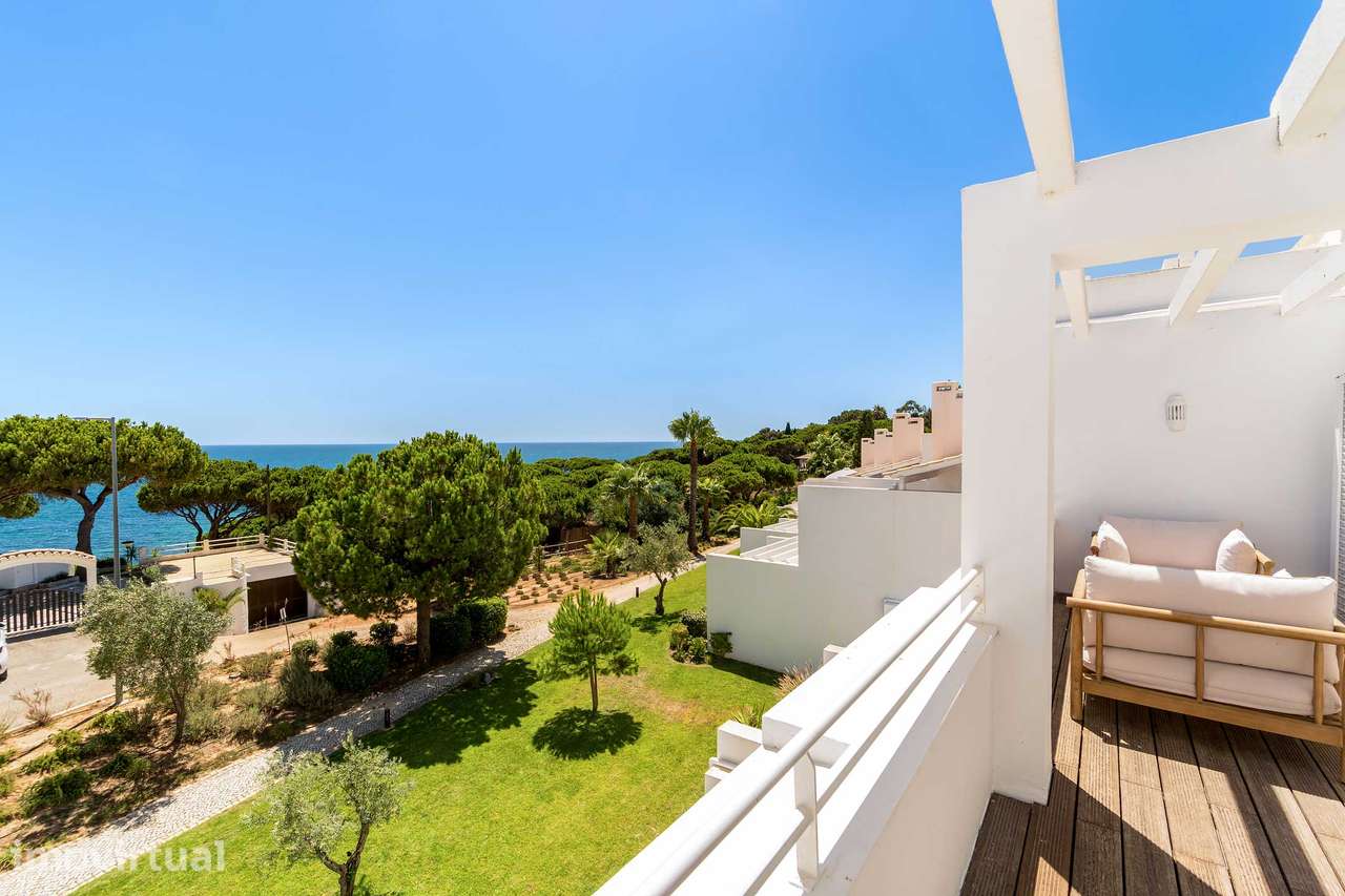 Excecional Apartamento T2 no Último Piso e com Vista Mar - Grande imagem: 3/34
