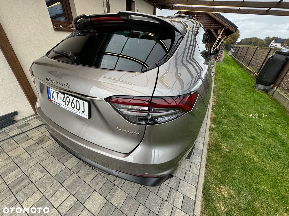 Maserati Levante Q4 GranSport - 15