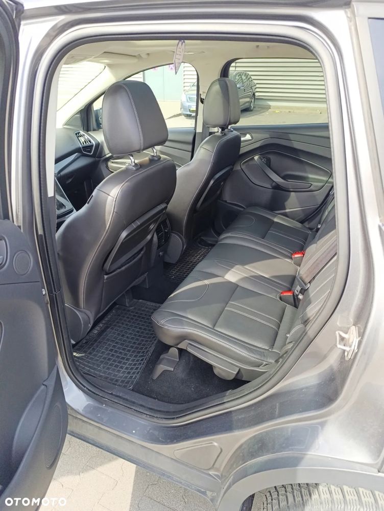 Ford Kuga 2.0 TDCi 4WD Titanium - 17