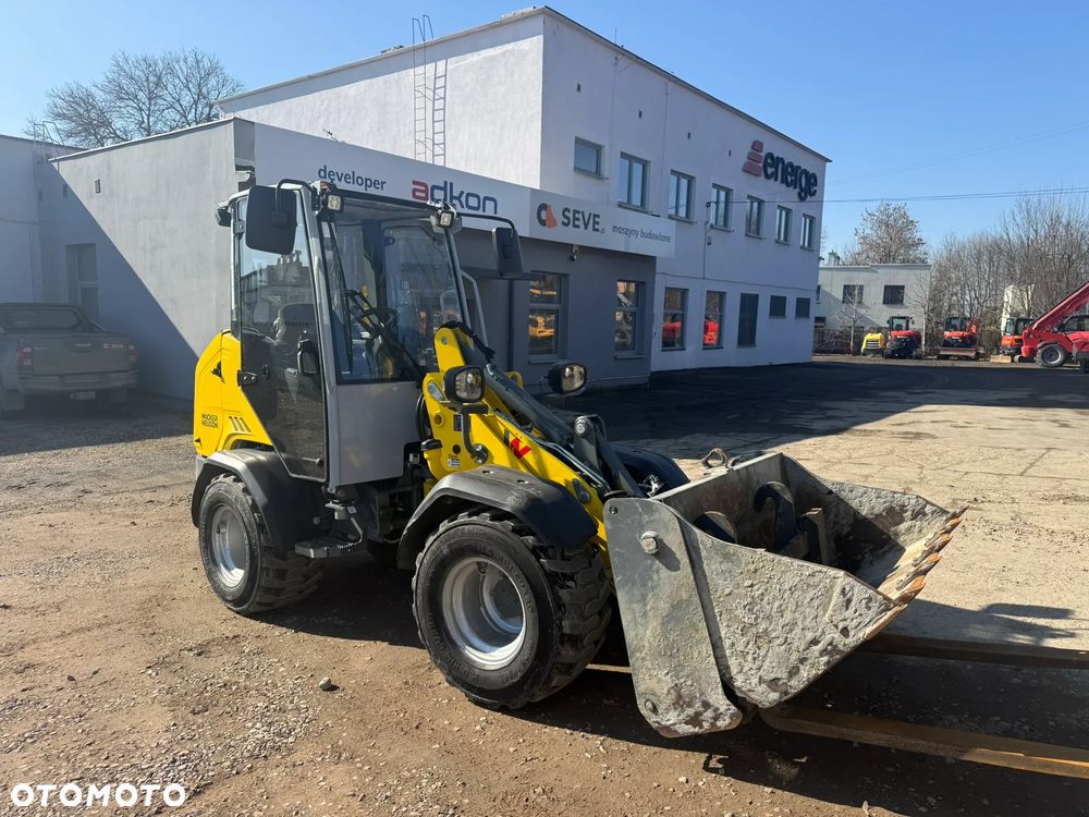Wacker Neuson WL 28 - waga tylko 2800 kg - 6