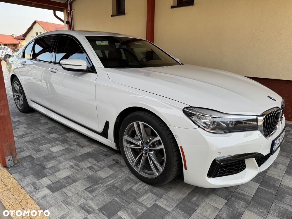 BMW Seria 7 740Li xDrive - 7