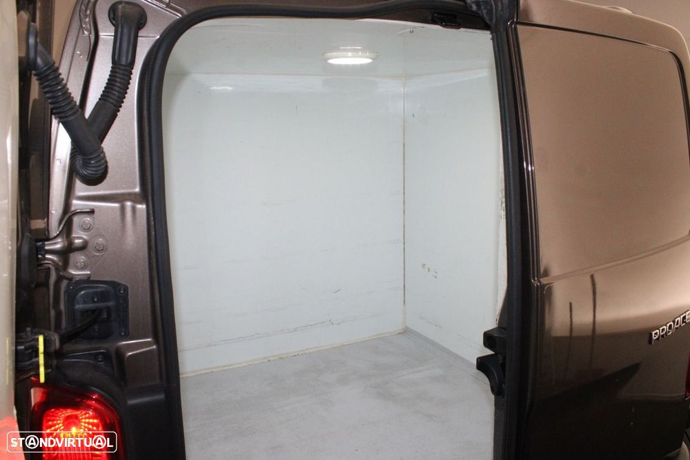 Toyota Proace 3L (MD) (FAZ FRIO) 1.6 D-4D L1 - 14