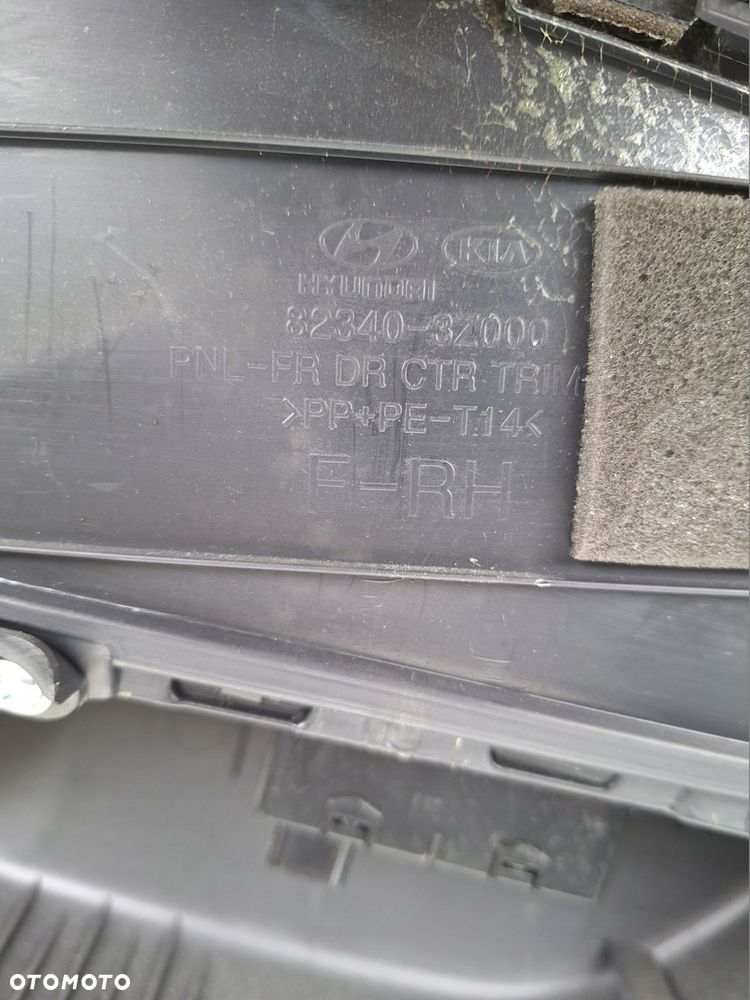 hyundai i40 boczek tapicerka drzwi prawa przód europa 2011- - 5