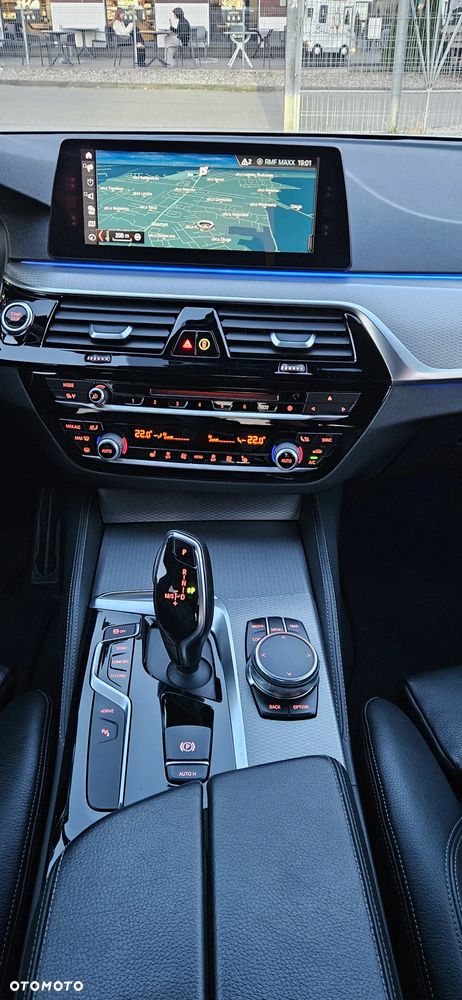 BMW Seria 5 530e iPerformance M Sport sport - 21