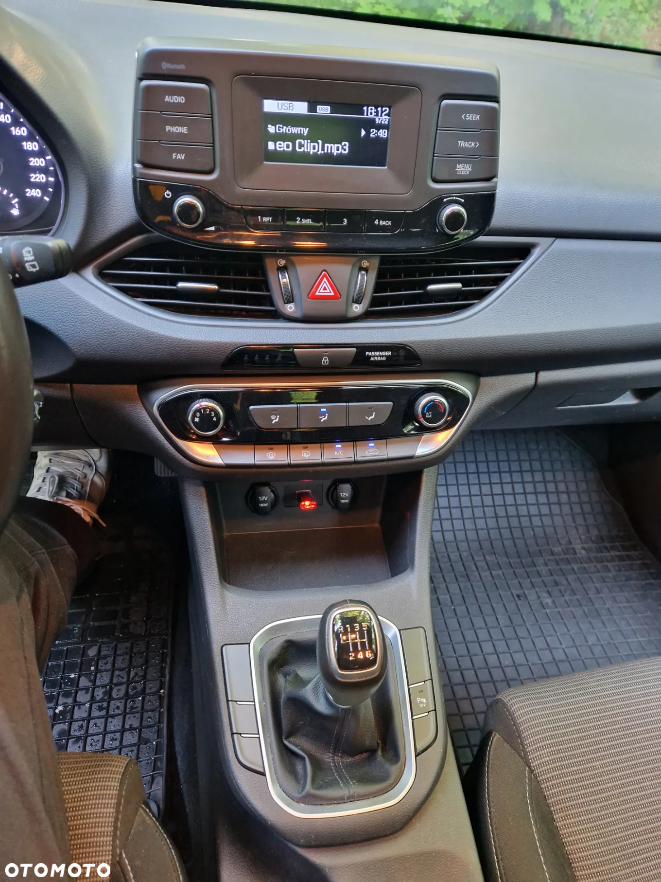 Hyundai i30 1.5 DPI Modern - 12