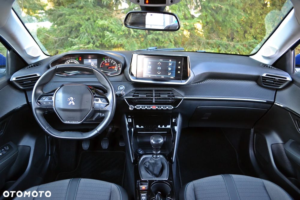 Peugeot 208 - 21