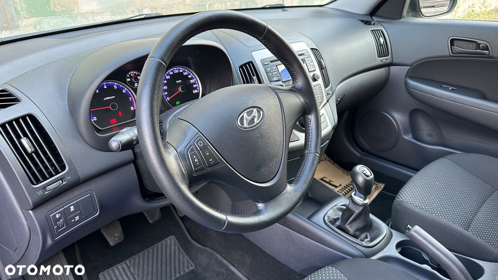Hyundai i30 1.4 Comfort - 30