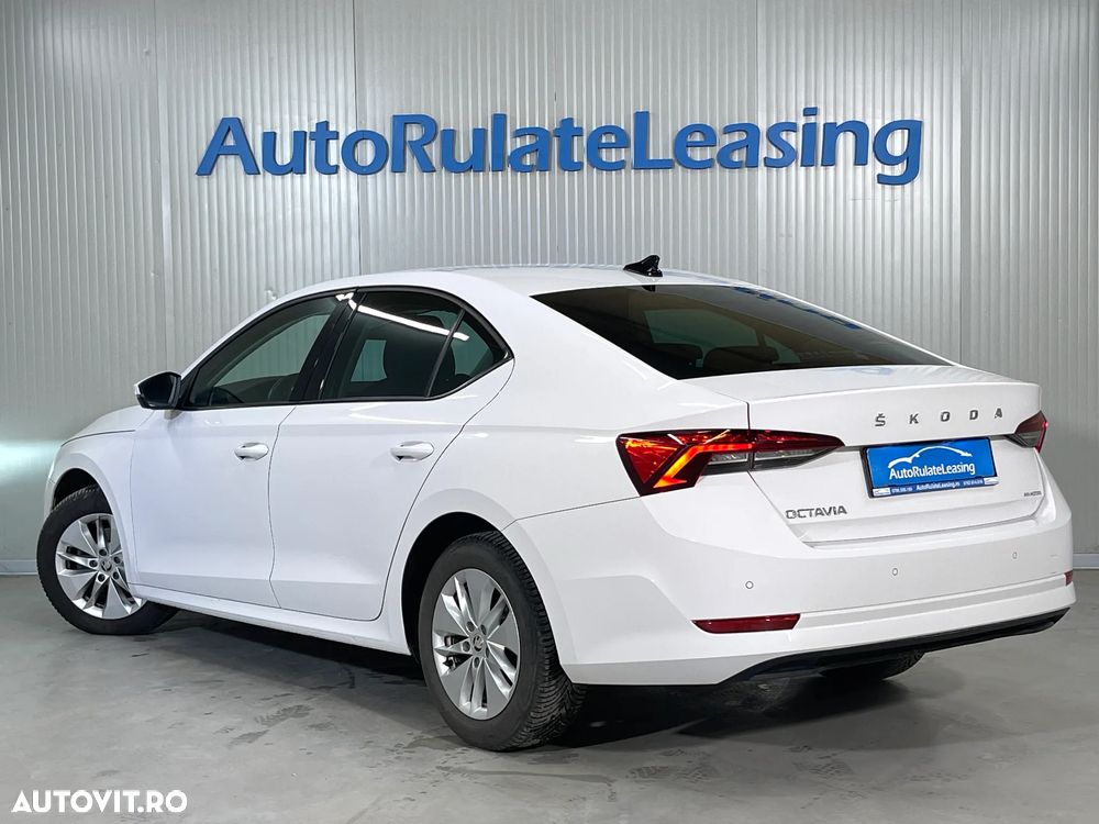 Skoda Octavia 2.0 TDI DSG Ambition - 5