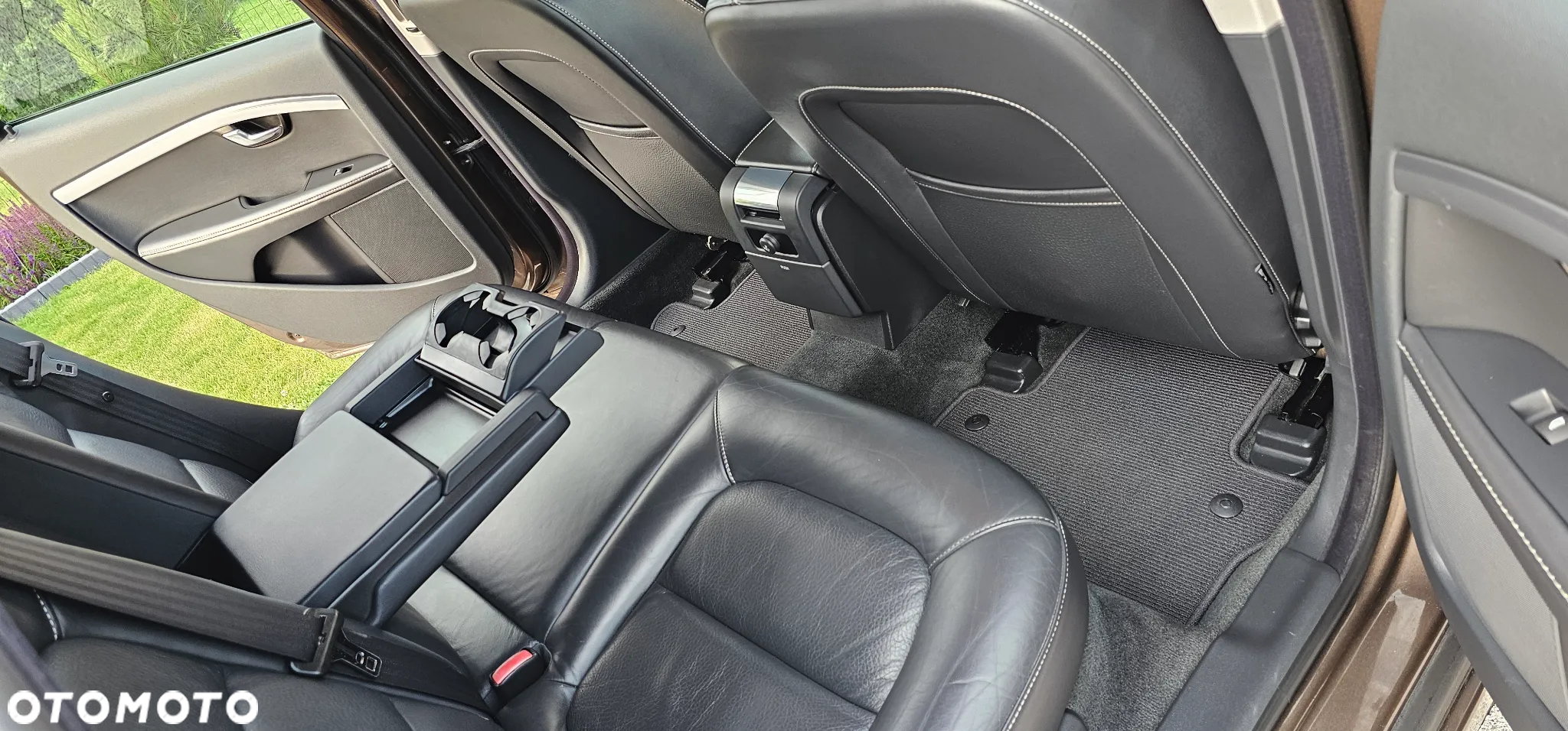 Volvo V70 D4 Geartronic Summum - 33