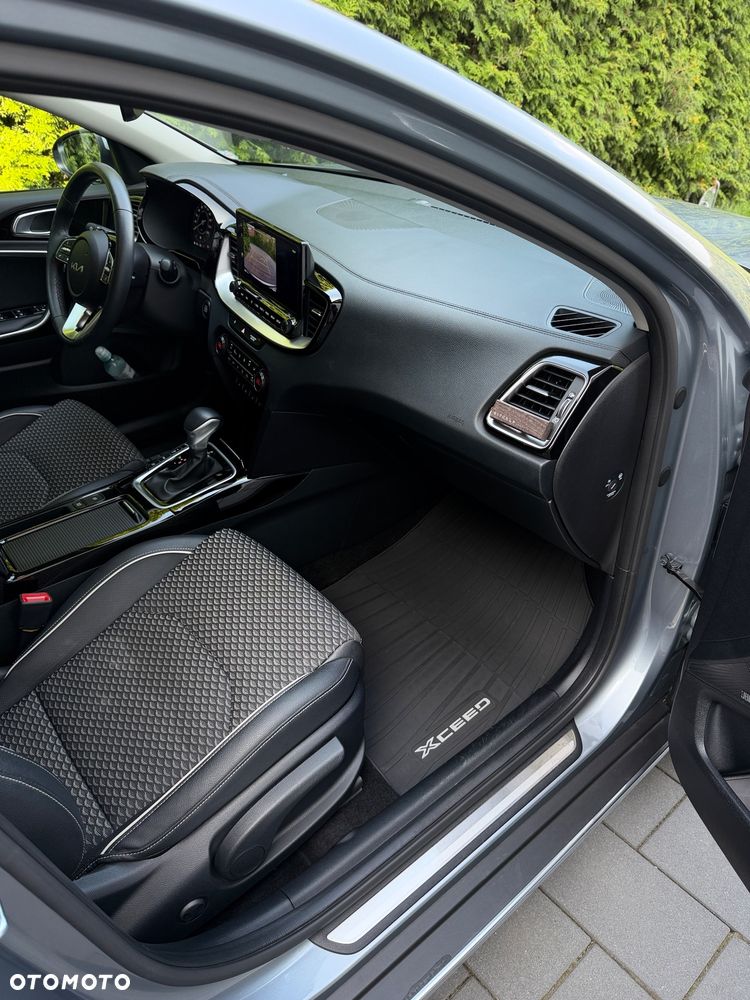 Kia XCeed 1.5 T-GDI Business Line DCT - 11