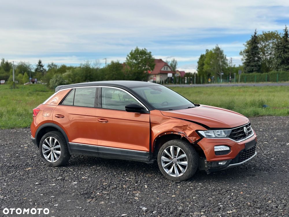 Volkswagen T-Roc - 8