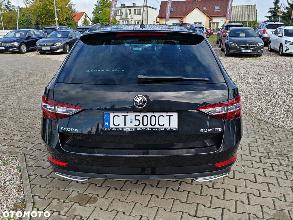 Skoda Superb 2.0 TDI DSG Sportline - 6