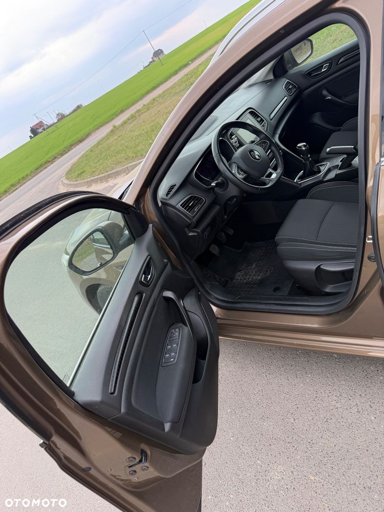 Renault Megane 1.2 Energy TCe Limited - 22