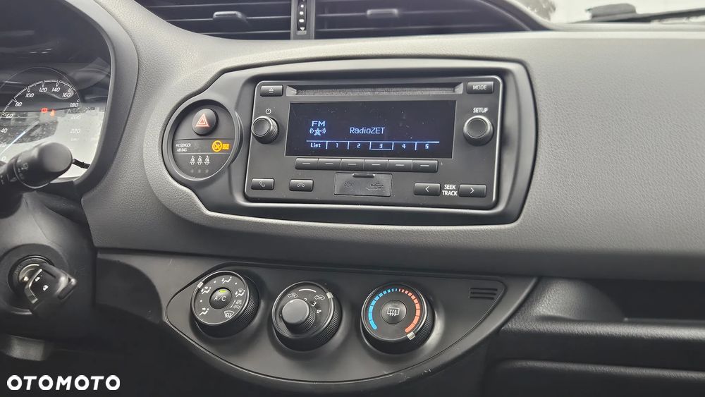Toyota Yaris 1.0 Active - 10