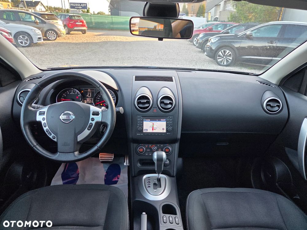 Nissan Qashqai 2.0 Tekna Premium CVT - 25