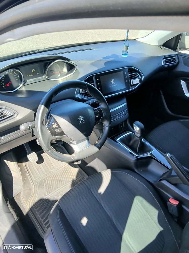 Peugeot 308 SW 1.6 HDi Premium - 8