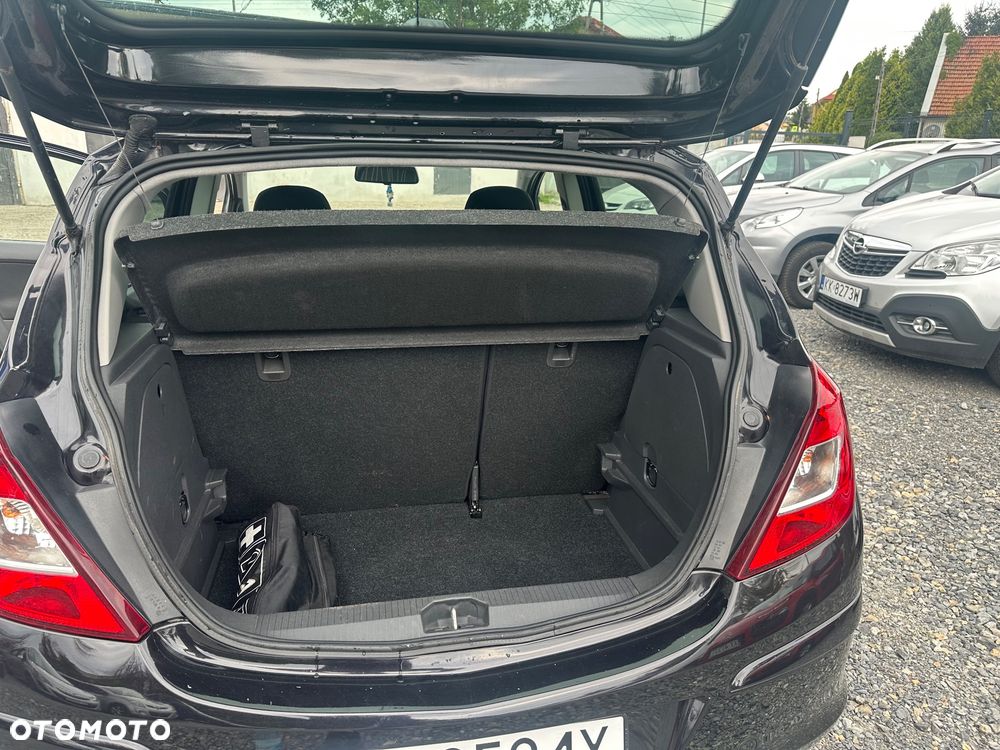 Opel Corsa 1.4 16V Innovation 110 Jahre - 10