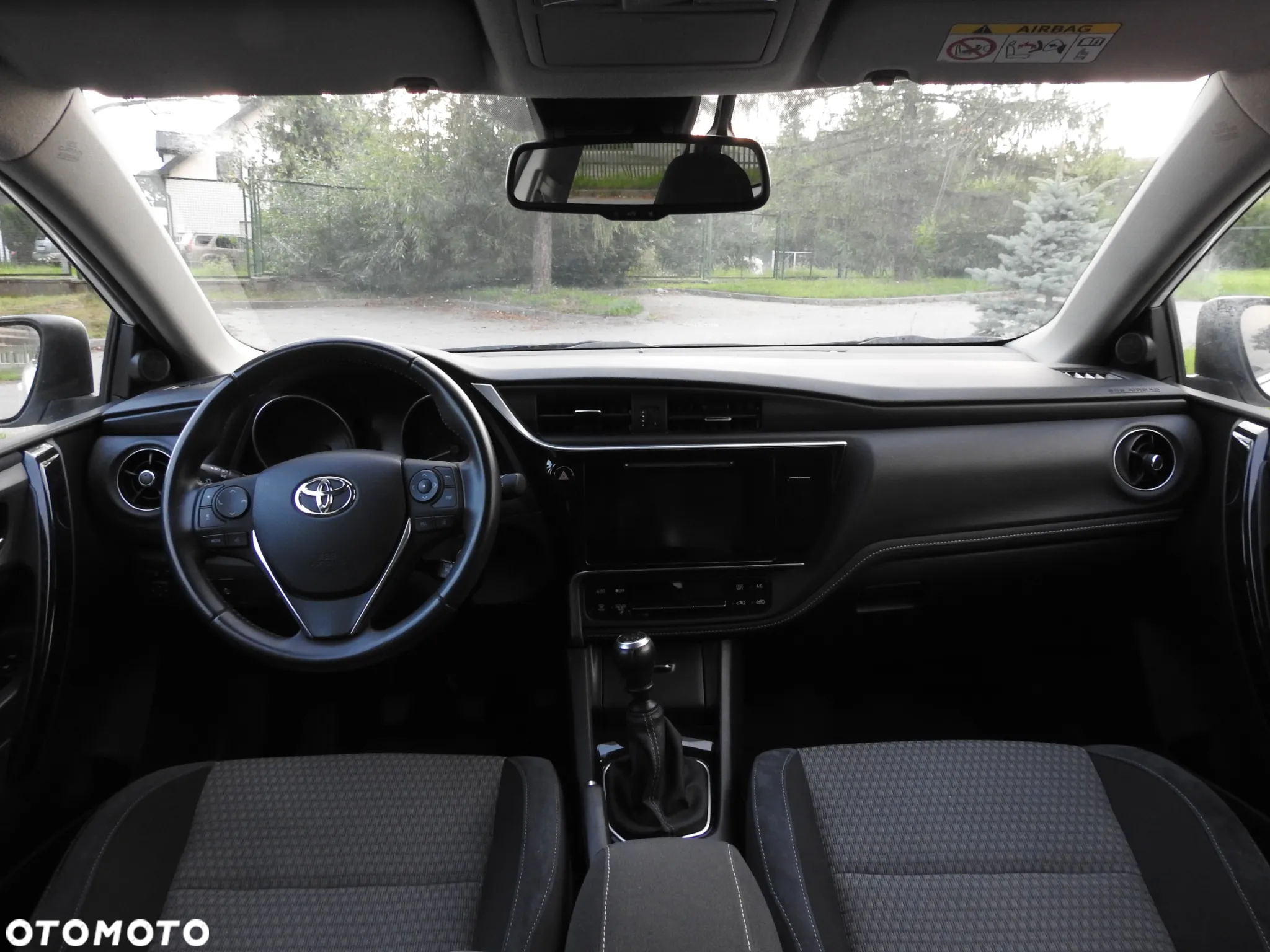 Toyota Auris 1.2 T Premium - 9
