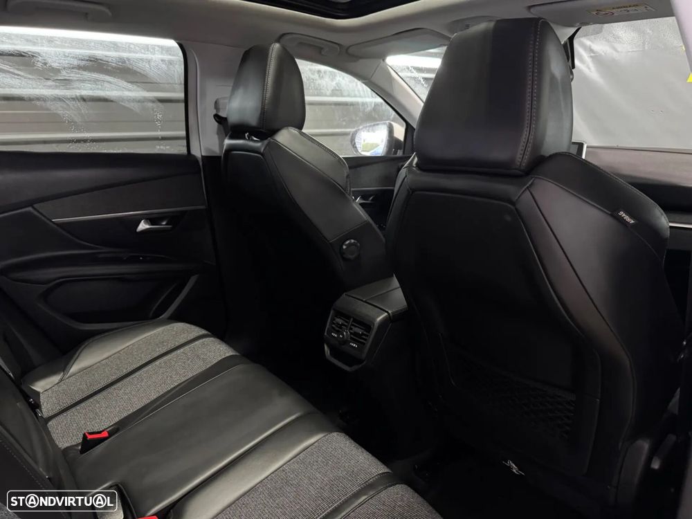 Peugeot 3008 1.2 PureTech Allure Pack - 28