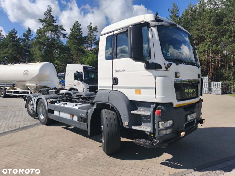 MAN TGS 26.320 6x2 do zabudowy 2012r rozstaw osi 3,9 rama 5,9m - 1