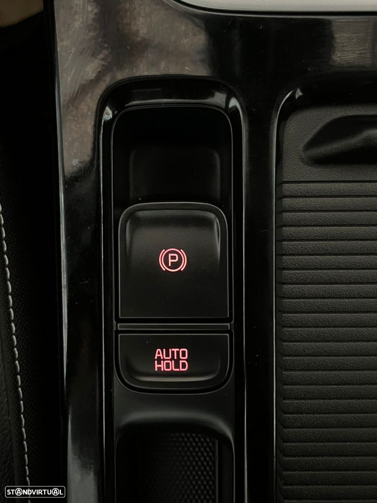 Kia XCeed - 16