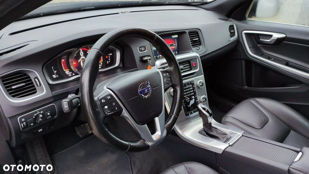 Volvo V60 - 28