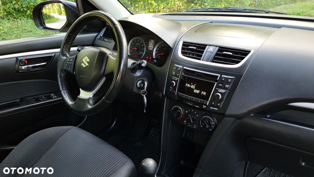 Suzuki Swift - 15