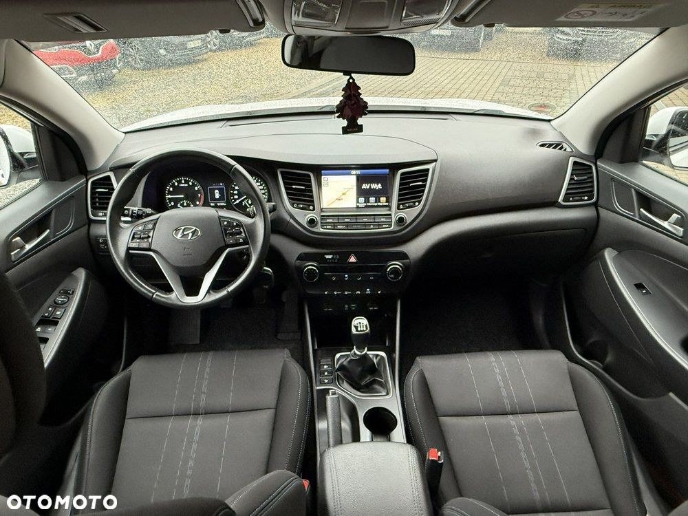 Hyundai Tucson 1.6 GDI BlueDrive Style 2WD - 14