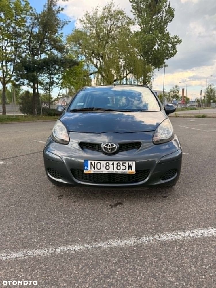 Toyota Aygo Standard - 10