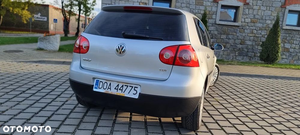 Volkswagen Golf 1.9 TDI United - 8