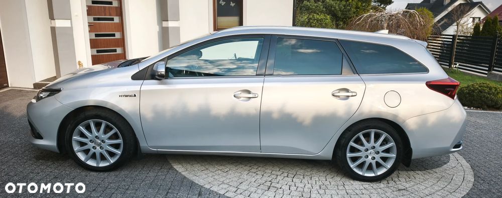 Toyota Auris 1.8 HSD Luna - 5