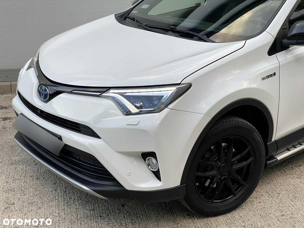 Toyota RAV4 Hybrid Premium 4x2 - 8