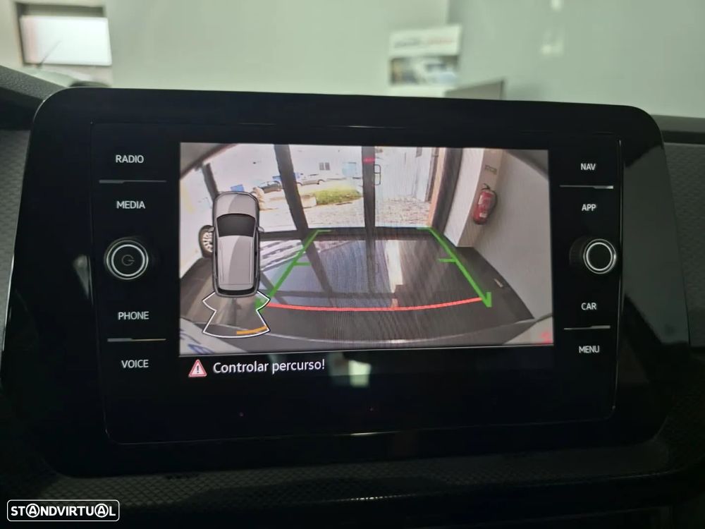 VW T-Cross 1.0 TSI Life - 28