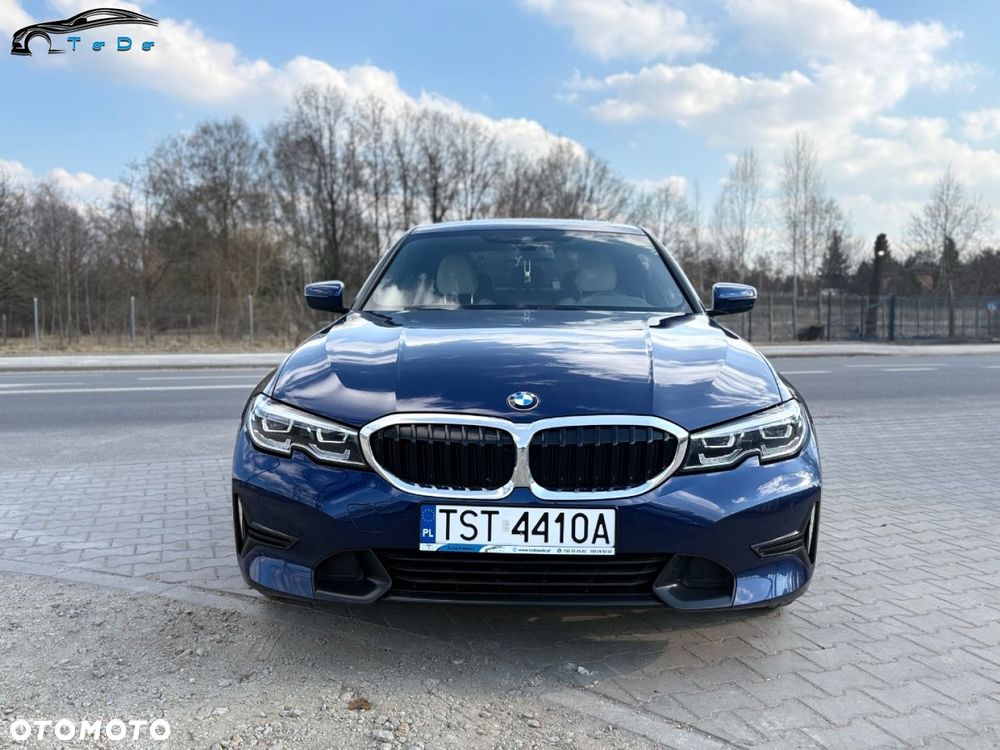 BMW Seria 3 330i GPF M Sport Shadow sport - 9