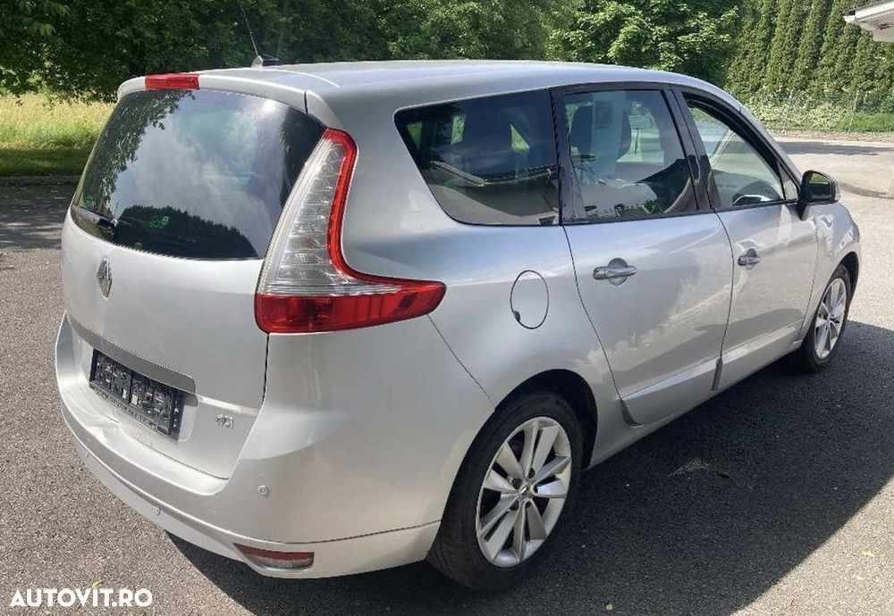 Renault Grand Scenic - 3