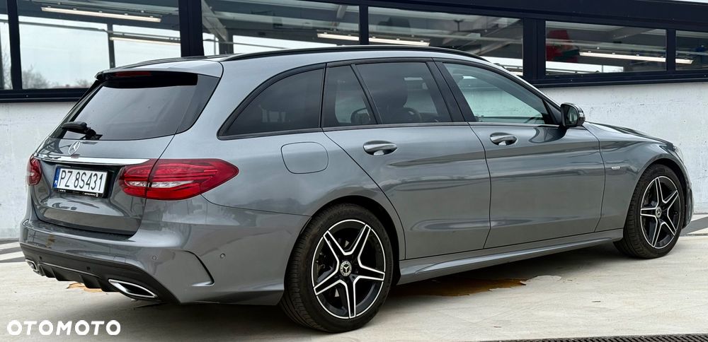 Mercedes-Benz Klasa C 220 d 4Matic 9G-TRONIC Edition AMG Line - 12